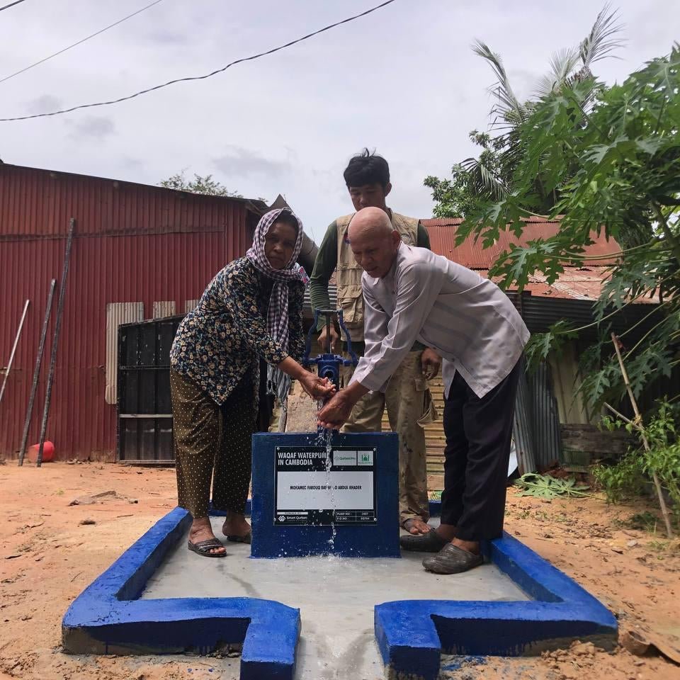 Build a Waterwell in Cambodia | Waterpump - Qohyrah